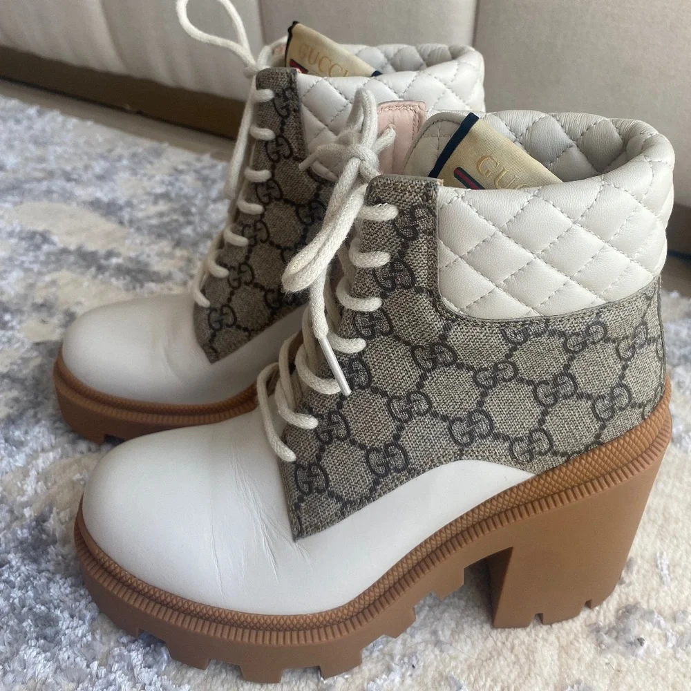 Gucci Women's White GG ankle boots - Picture 1 of 3